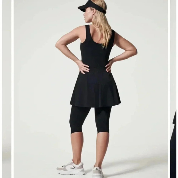 SPANX Booty Boost Active Skirt Over Leggings - Picture 2 of 7